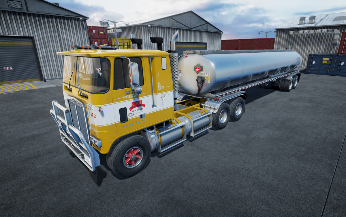 Cabover truck with fuel trailer