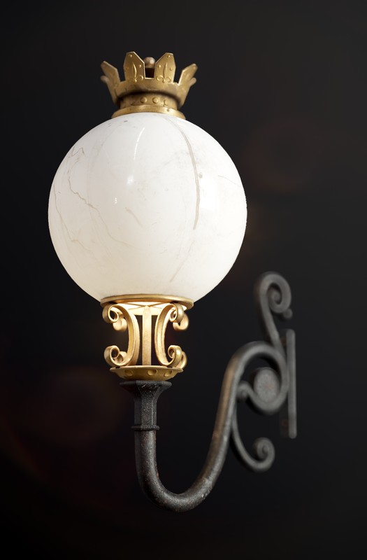 Round Street Lamp