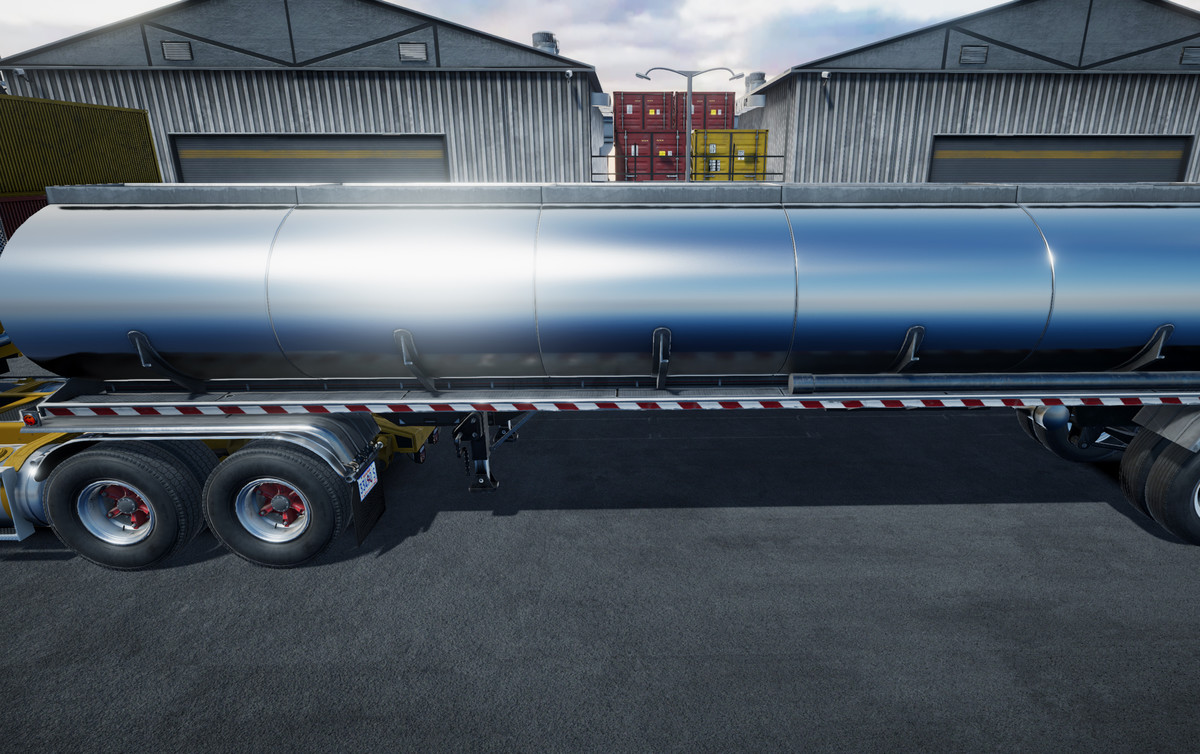 Cabover truck with fuel trailer