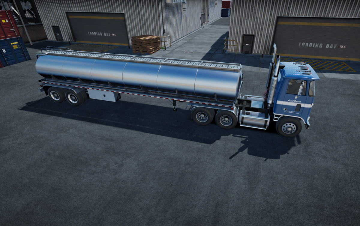 Cabover truck with fuel trailer