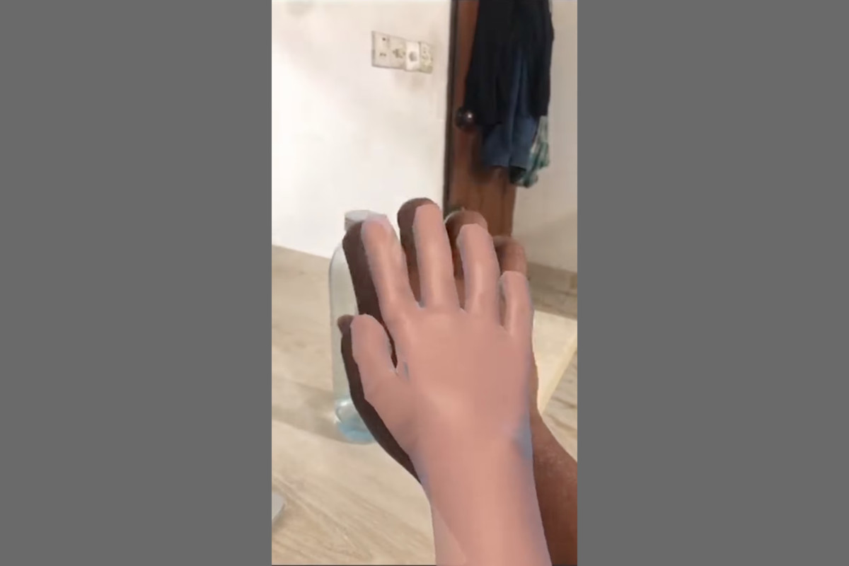 AR Hand Mesh Tracking
