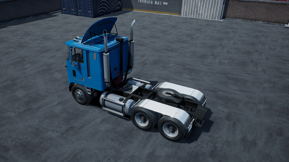 Cabover truck with fuel trailer