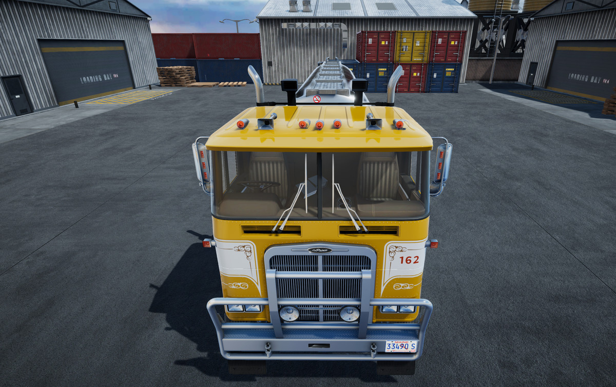 Cabover truck with fuel trailer